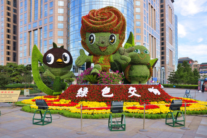 南通垂直花園雕塑怎么實(shí)現(xiàn)節(jié)能減排？